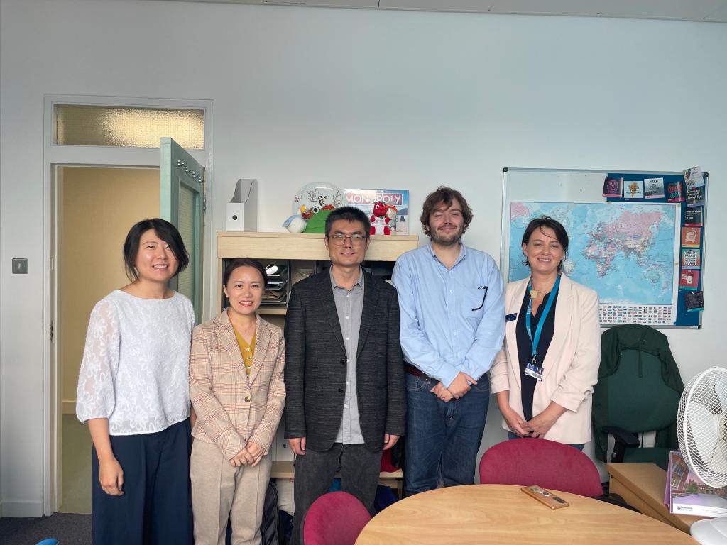 与斯旺西大学国际合作处东亚区域负责人对接联合培养项目